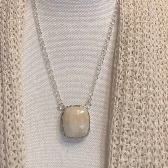 NEW Vintage Scolecite 925 Silver Necklace - Picture 3 of 4